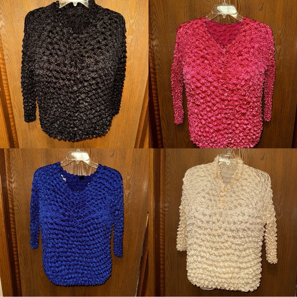 Lot of 4 Women’s Puffy-Popcorn Stretchy long sleeve tops blue black pink cream